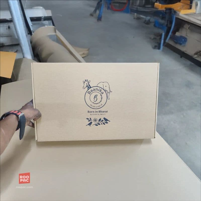 Self-Locking Corrugated Box